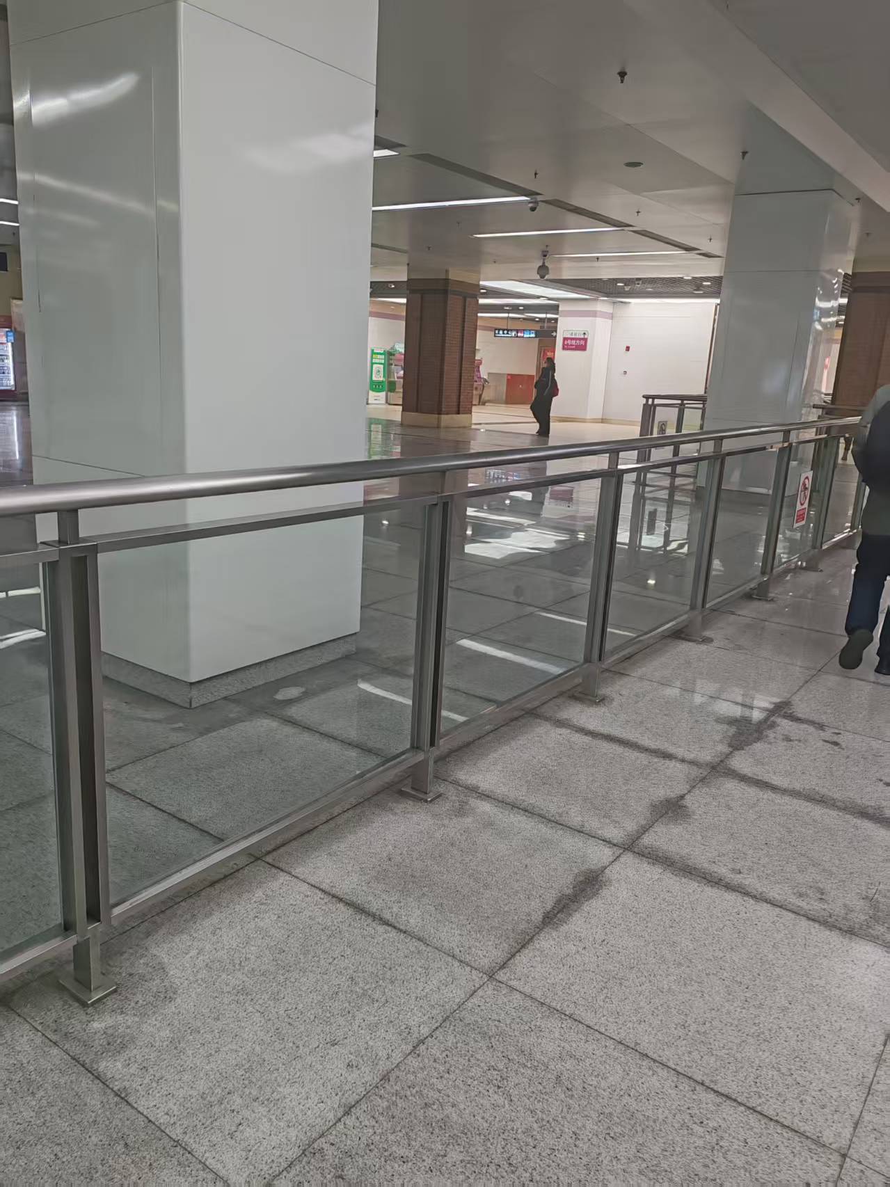 不锈钢玻璃护栏