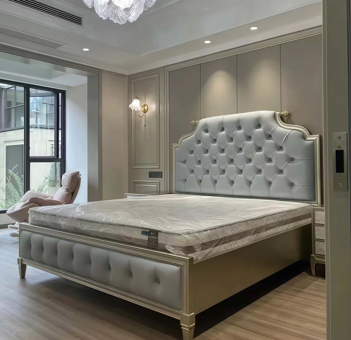 法式轻奢真皮拉扣床