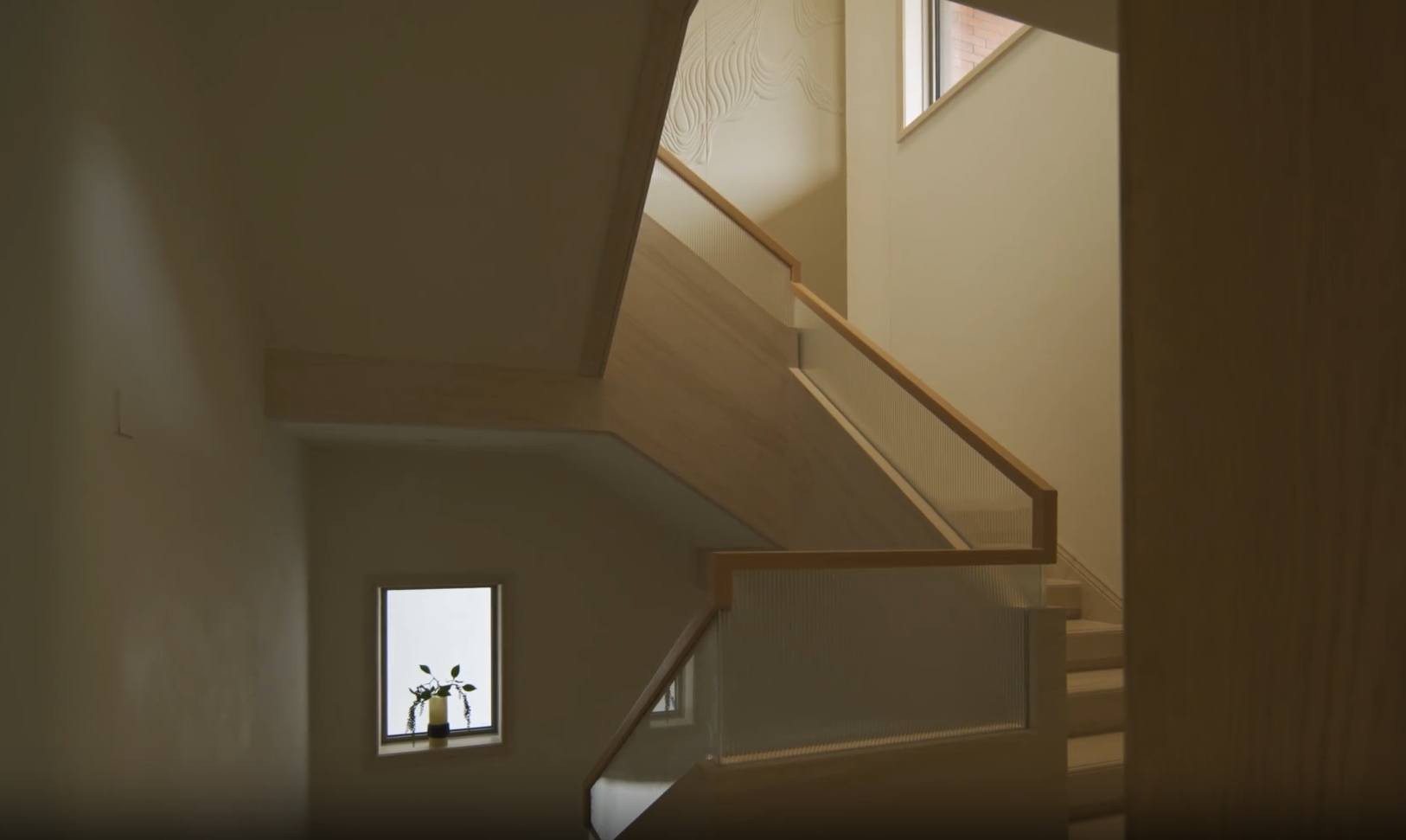 现代实木楼梯扶手护墙板系统