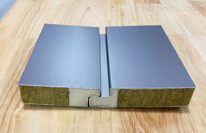 氟碳金属漆保温一体板