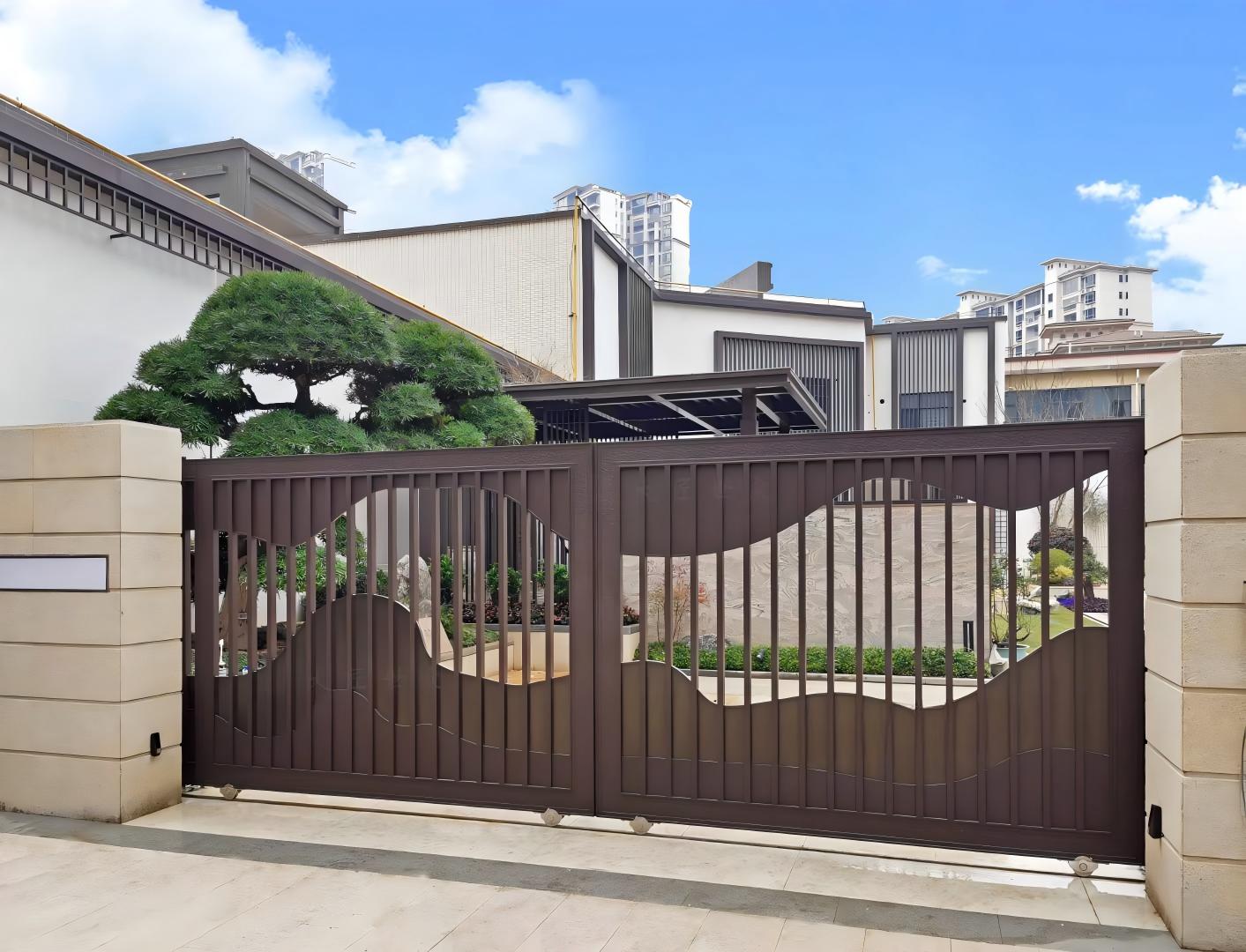 金属庭院围墙大门