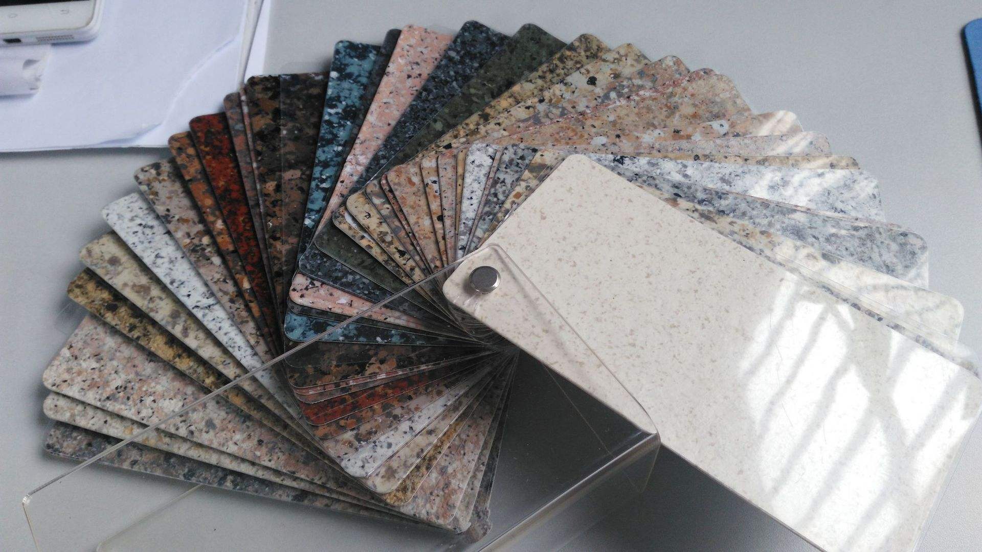 暖黄仿砂岩水包砂涂料