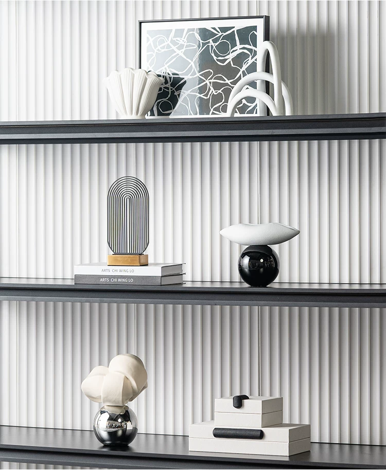 现代抽象人物雕塑摆件