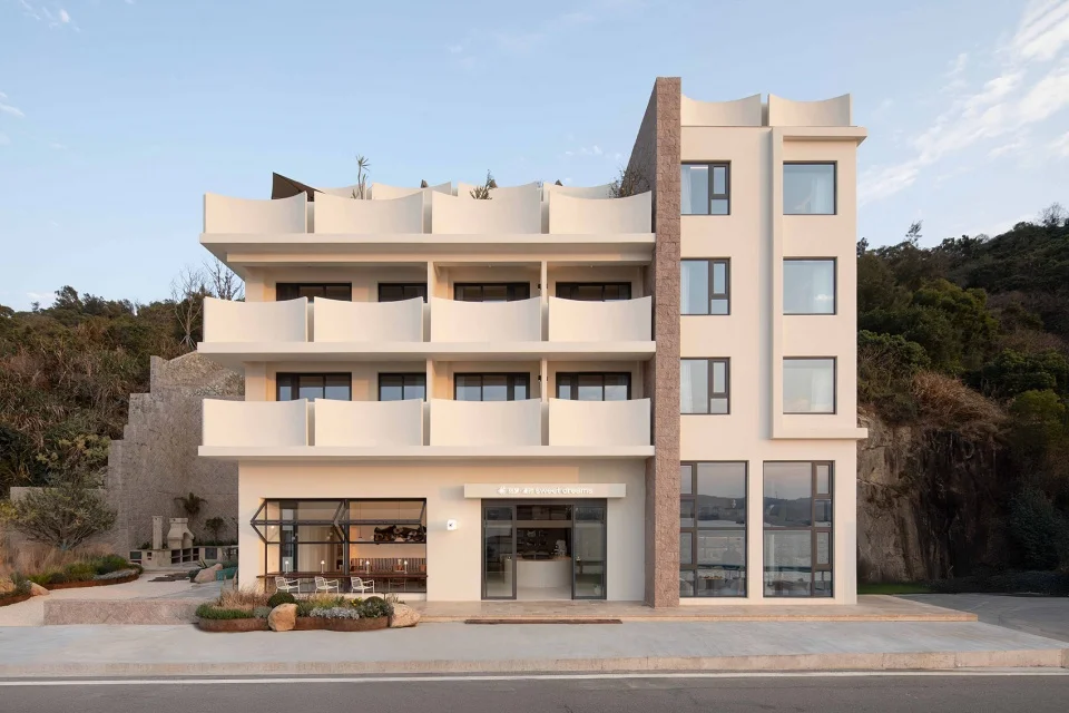 025-sweetdreams-guestroom